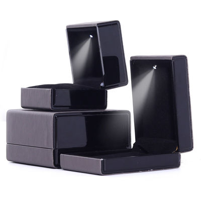 خرید Hanhong Custom Logo LED Light Jewelry Packaging Box in Gray for Bracelet گردنبند و حلقه با رنگ خاکستری online manufacture