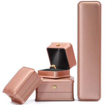 دستبند حلقه گوشواره ها جعبه جواهرات LED جعبه جواهرات سفارشی با لوگو عمده فروشی