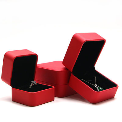 جعبه جواهرات چرم PU با رقابتی 6.5 * 6cm