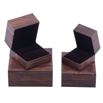 جعبه جواهرات قهوه ای دست ساز از جنس مقوای سازگار با محیط زیست، جعبه جواهرات قابل تنظیم