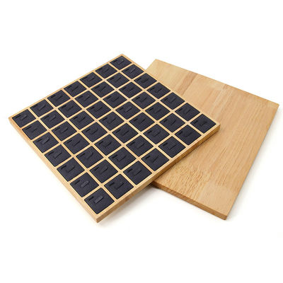ظرفیت فراوان 7x7 ظروف نمایشگاهی جواهرات چوبی وسایل نمایشگاهی برای حلقه