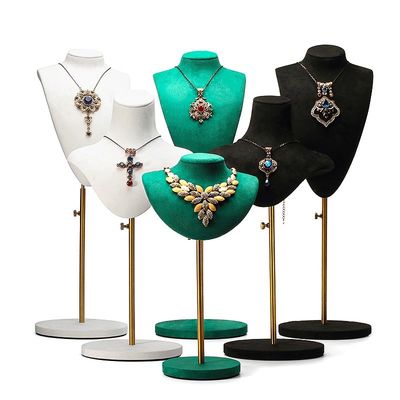 چند اندازه پوشه مخملی نرم نمایشگاه جواهرات نشان دهنده تندیس معلق نمایشگاه