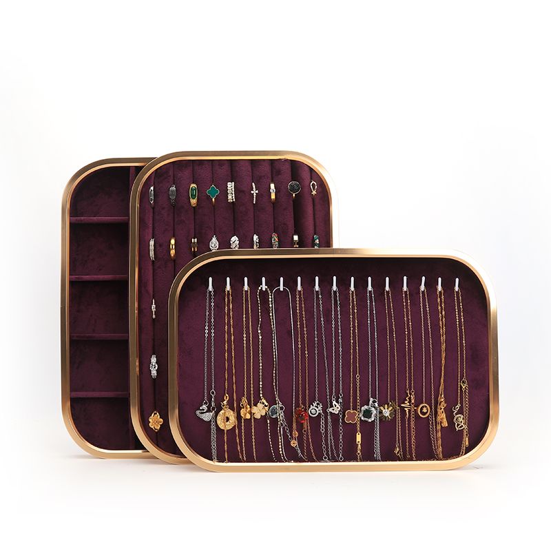 سینی های جواهرات مخمل بنفش لوکس قابل تنظیم OEM سینی های جواهرات نمایش برای انگشتر دستبند گردنبند